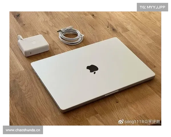 M4新款MacBook Pro发布,16英寸版本支持PD3.1 140W超级快充 M4新款MacBook Pro发布,16英寸版本支持PD3.1 140W超级快充